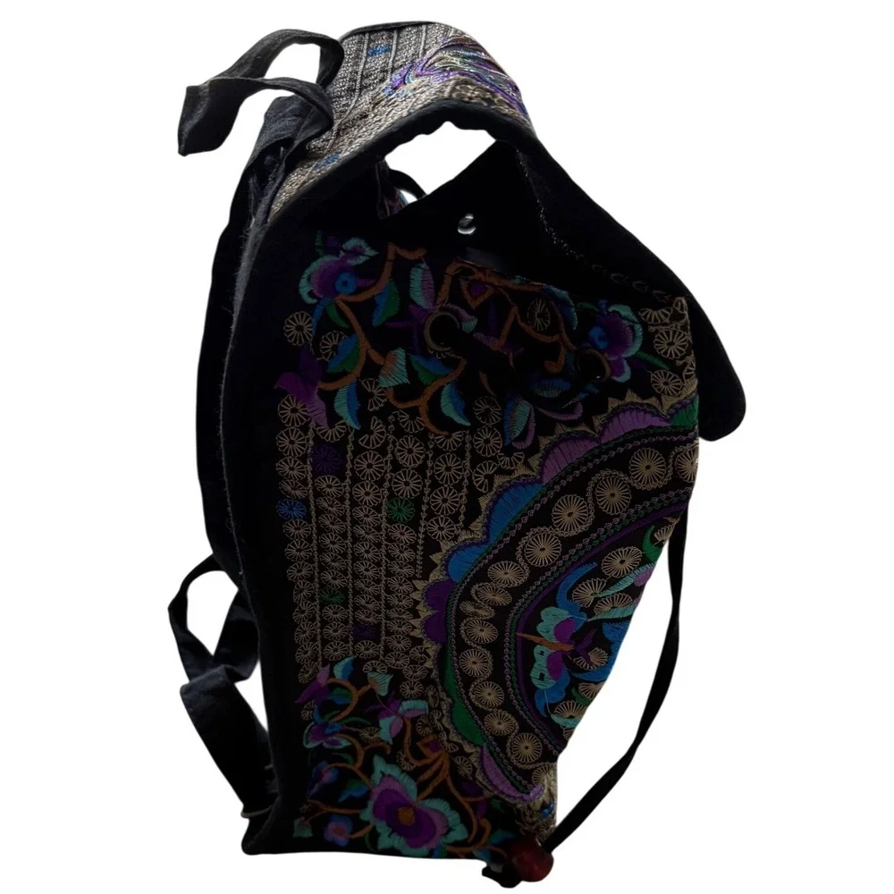 VTG Bohemian Floral Embroidered Canvas Backpack Black Blue Purple Folk Art‎ Bag